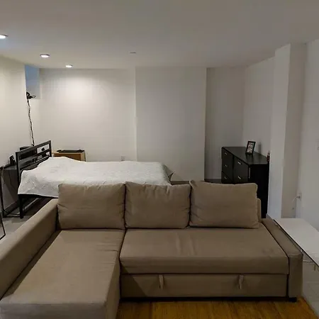Big And Nice Basement Apartment - 17 Mins From Manhattan
